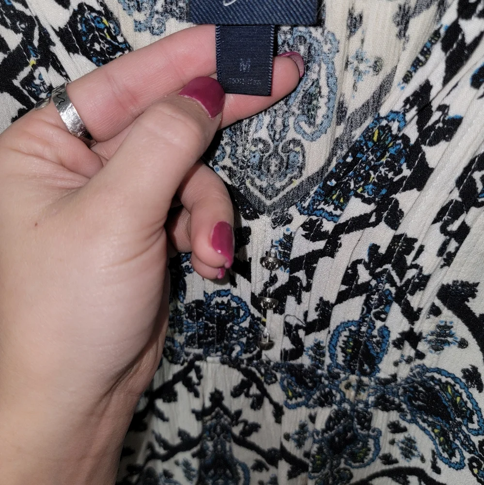 Patterned Top - Picture 2 of 3